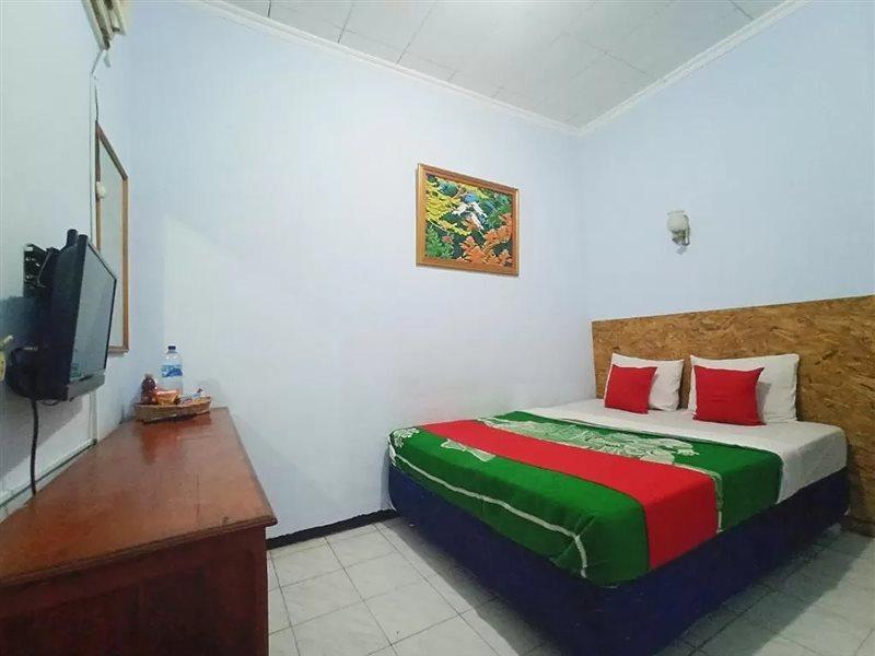 Hotel Palem 2 Syariah Malang Redpartner Luaran gambar