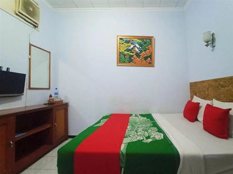 Hotel Palem 2 Syariah Malang Redpartner Luaran gambar
