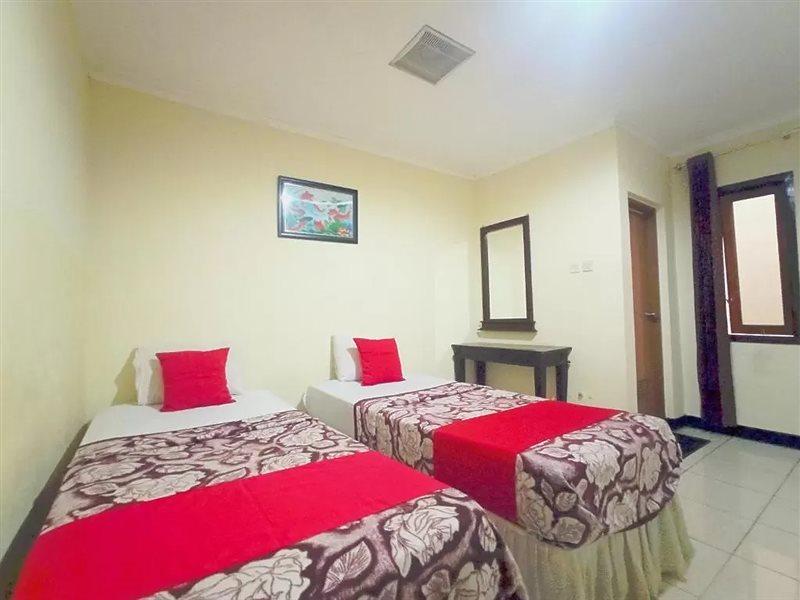 Hotel Palem 2 Syariah Malang Redpartner Luaran gambar