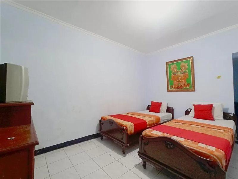 Hotel Palem 2 Syariah Malang Redpartner Luaran gambar