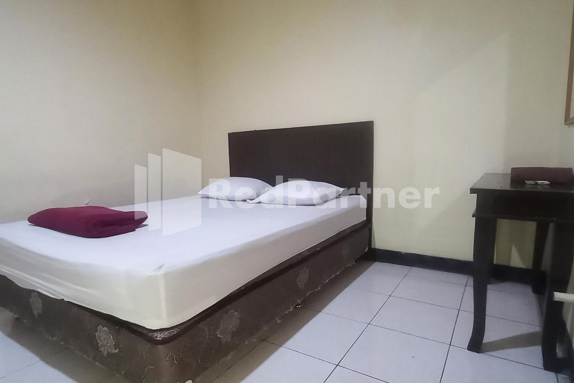 Hotel Palem 2 Syariah Malang Redpartner Luaran gambar