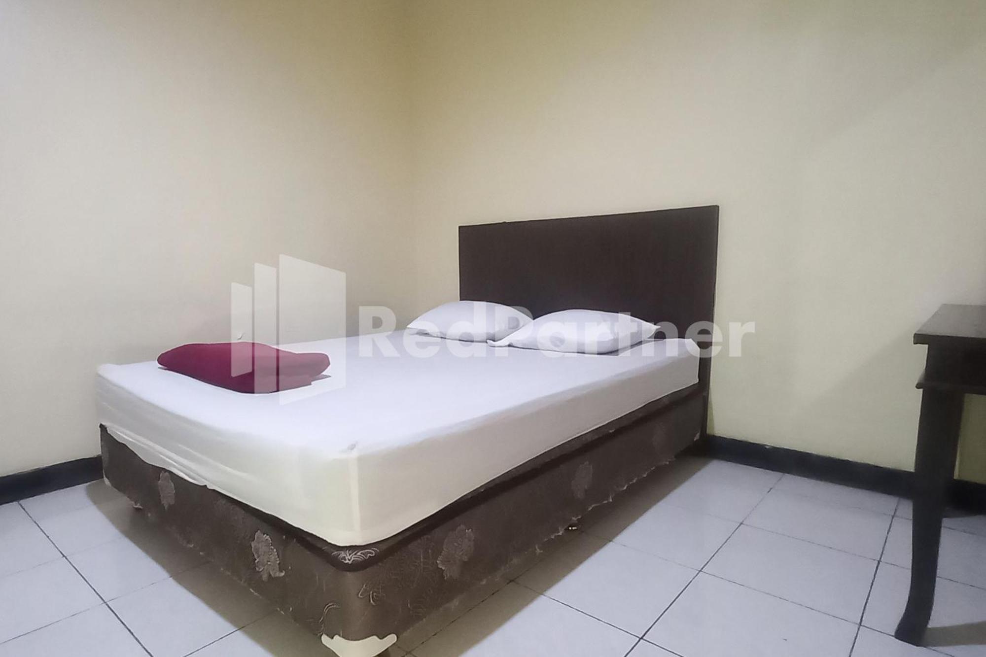 Hotel Palem 2 Syariah Malang Redpartner Luaran gambar