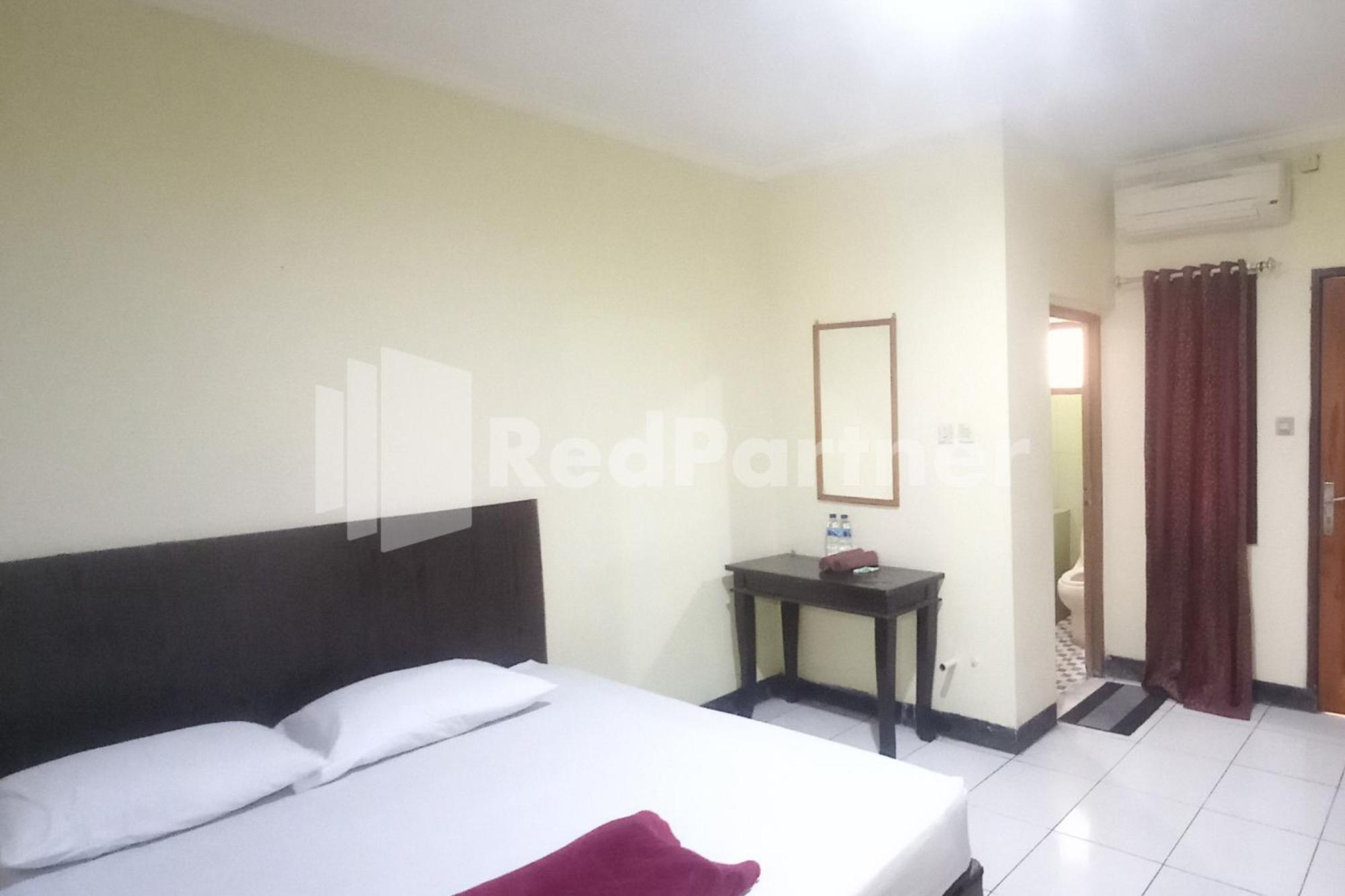 Hotel Palem 2 Syariah Malang Redpartner Luaran gambar